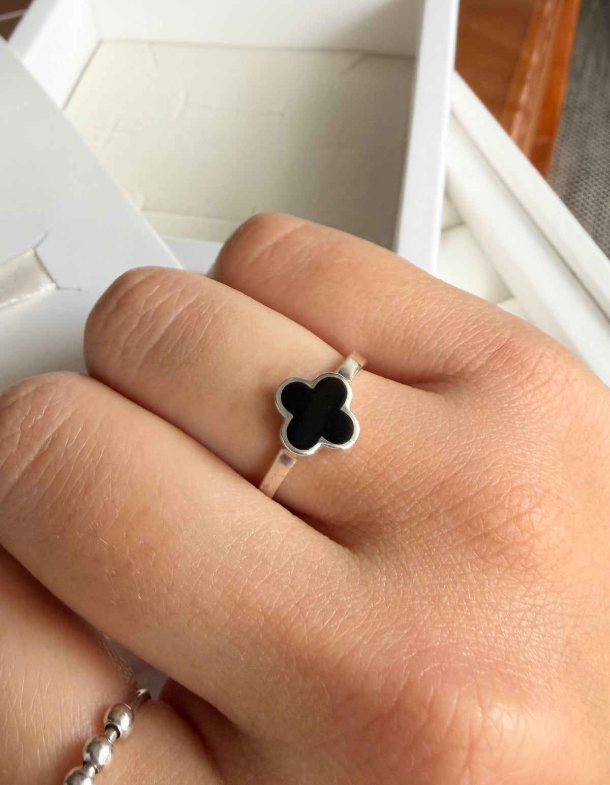 Anillo TRÉBOL ONIX